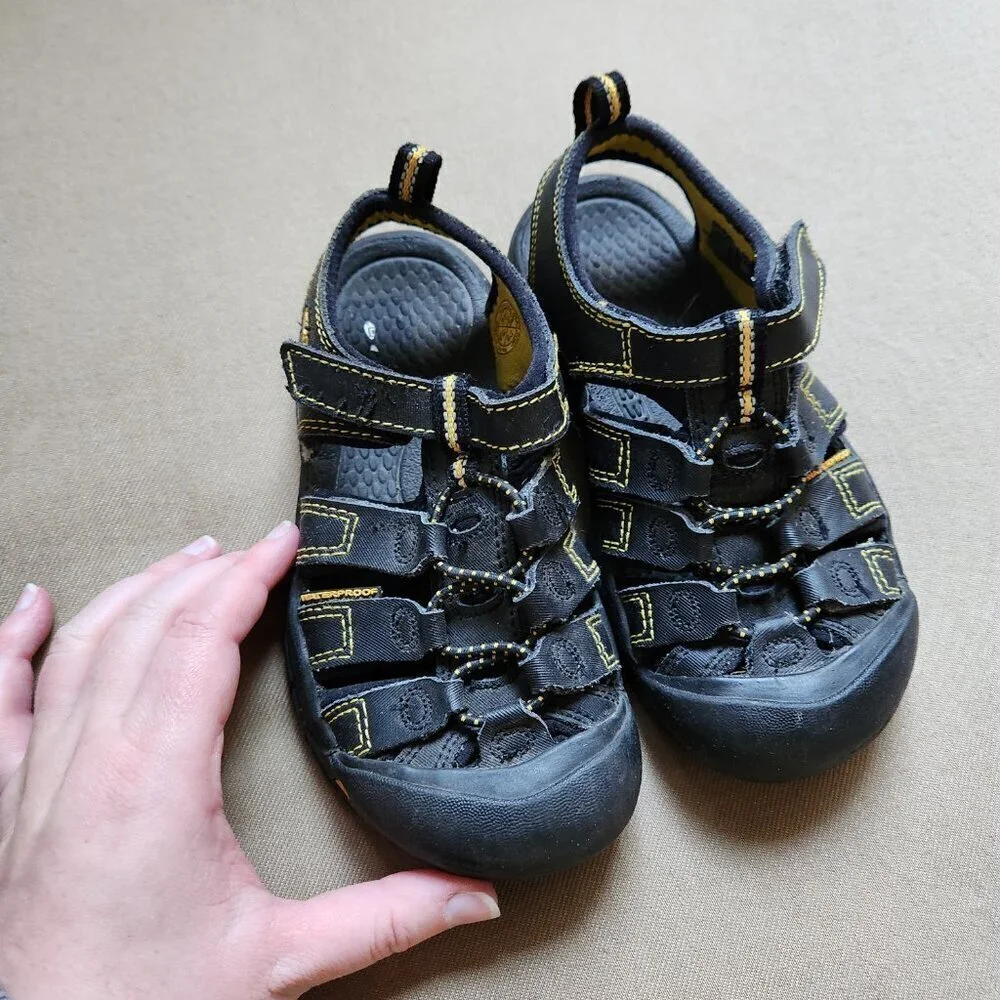 KEEN Black Yellow Strappy Outdoor Sandals